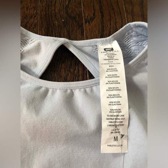 *NWT* Fabletics Women’s M Blue Elise Seamless Floral Keyhole Long-Sleeves Top - Picture 6 of 13